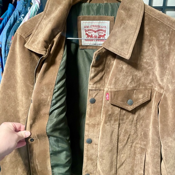 Levi’s Tan Faux Suede Trucker Jacket 🧥 - Picture 2 of 5